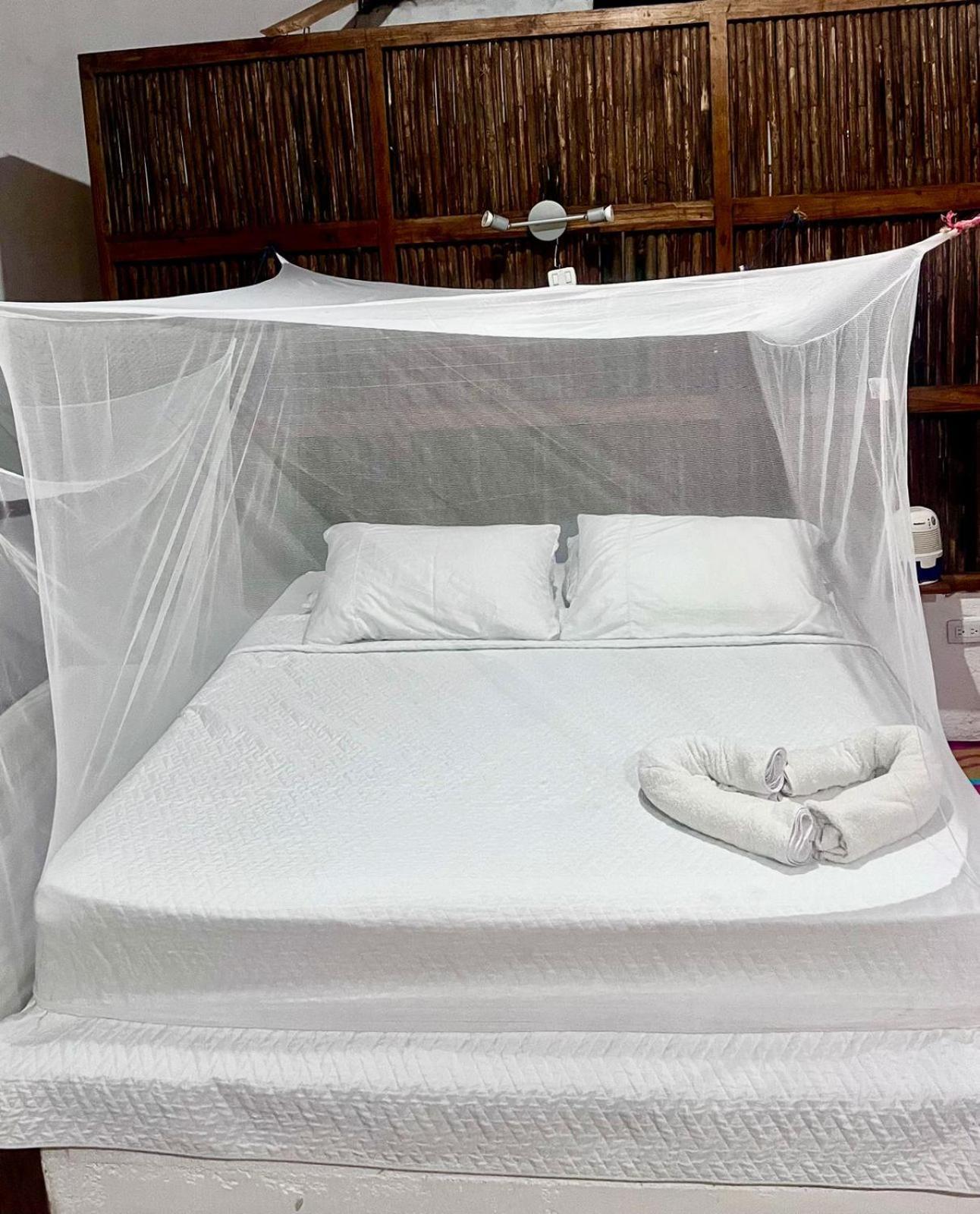 Las Cabanas Del Rio 米卡 外观 照片