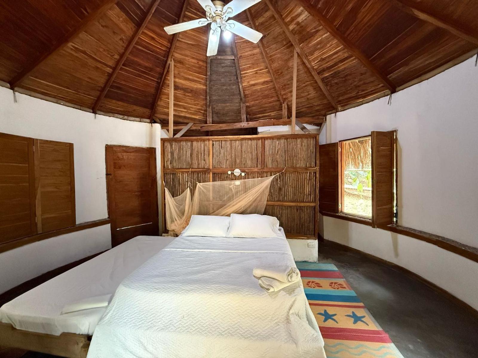 Las Cabanas Del Rio 米卡 外观 照片